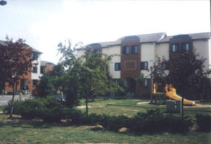 Fichier:Cooperative-d 27habitation.jpg